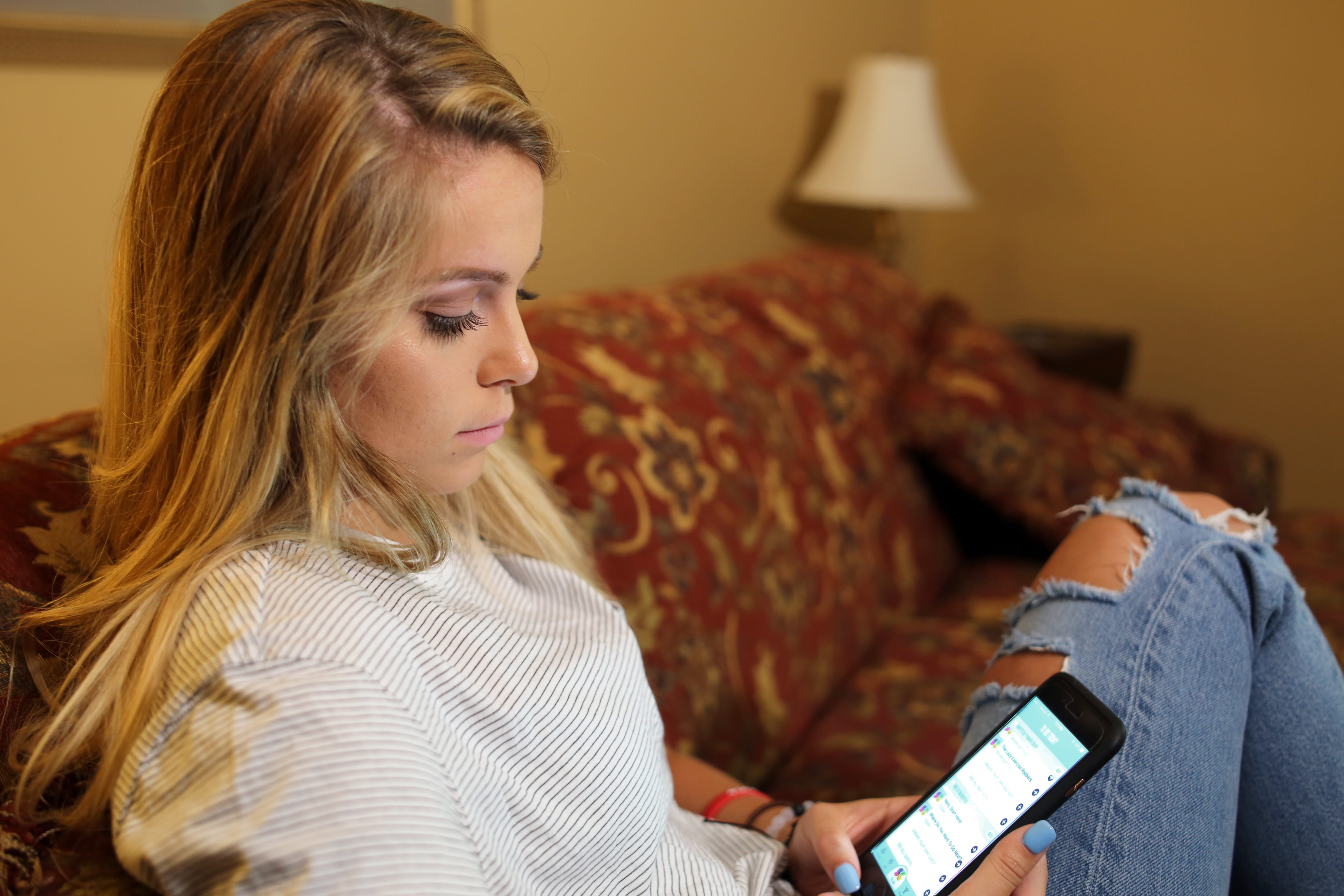 Rachel Butler, 17, of West Chester, OH, uses the SuperBetter app to help her recover from a concussion. 