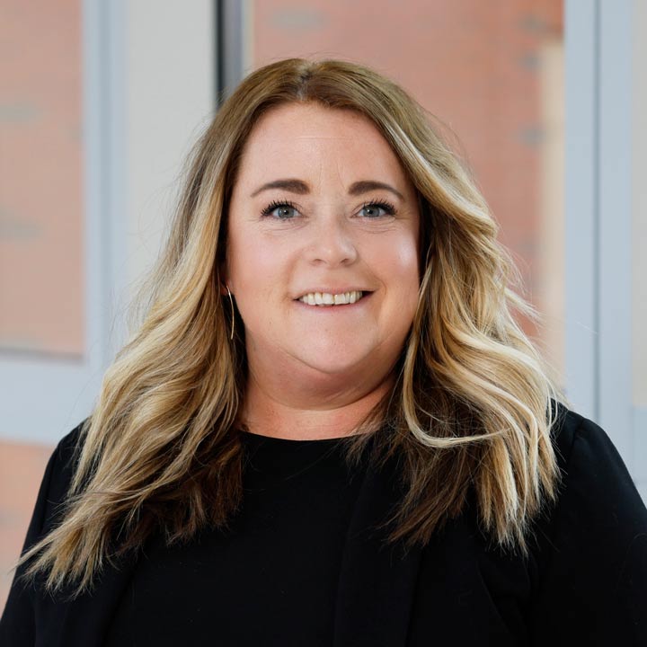 Hettinger_Kelly_720x720