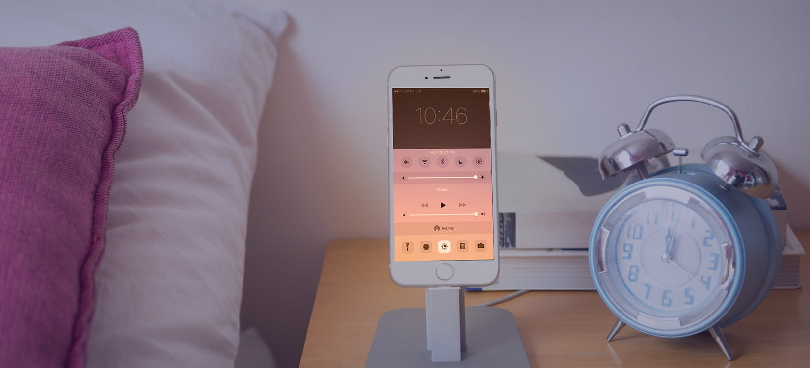 Apple's Night Shift Mode: How Smartphones Disrupt Sleep