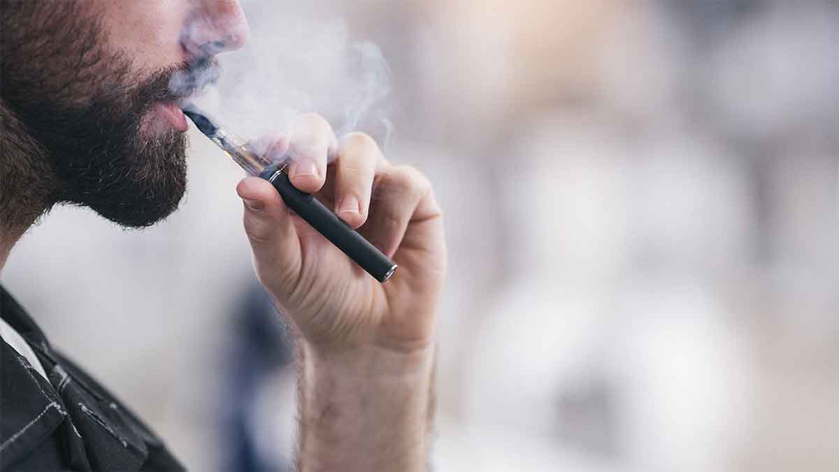 The effects of vaping on your lungs | Ohio State Medical Center