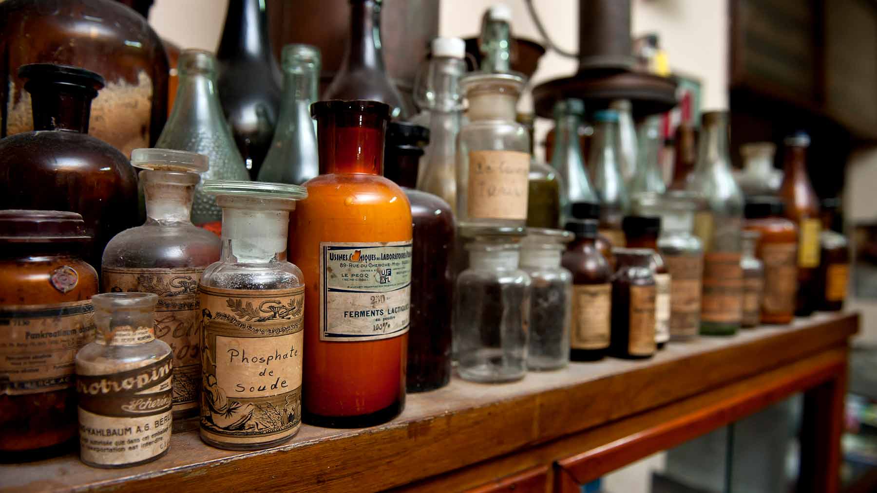 old fashioned medicine bottles