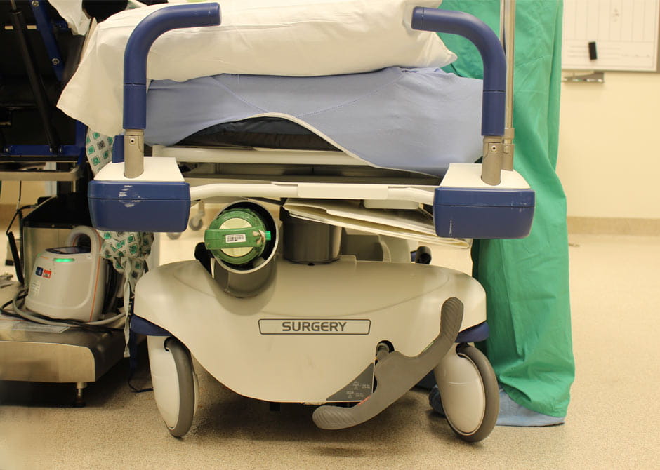 Surgery bed