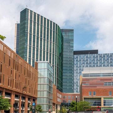 Exterior-New-Univeristy-Hospital